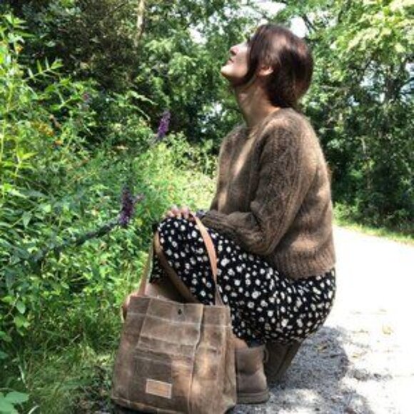 DESTASH: 4+ plates (545g) of Nutiden (Höner och Eir) yarn in Brunte - Picture 2 of 5